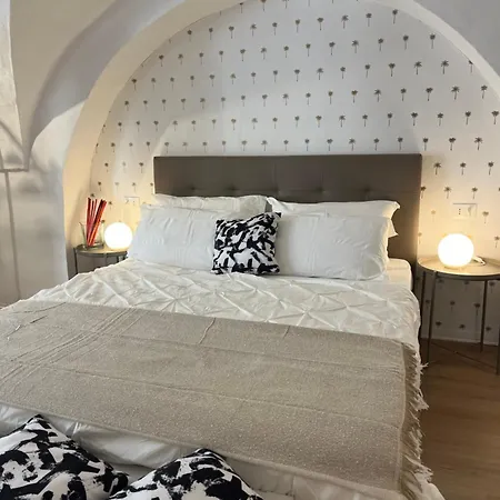 Vagaluna Short 3* Catania