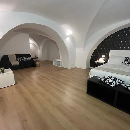 Vagaluna Short 3* Catania