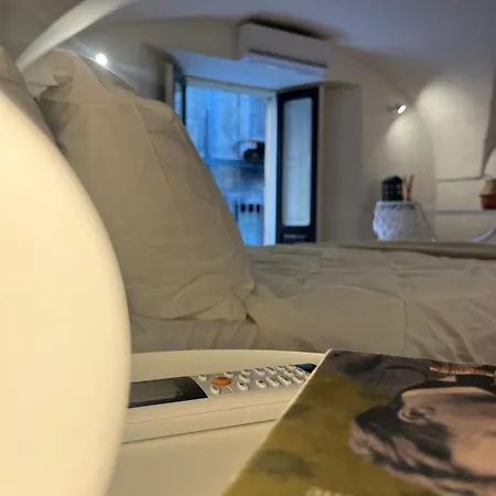 Guest house Vagaluna Short Catania