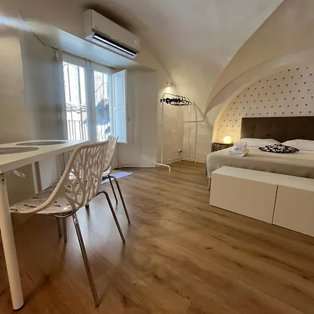 Vagaluna Short Guest house