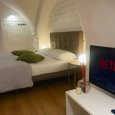 Vagaluna Short Katánie